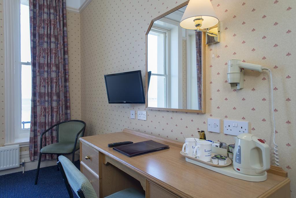 Hydro Hotel Лландидно Экстерьер фото
